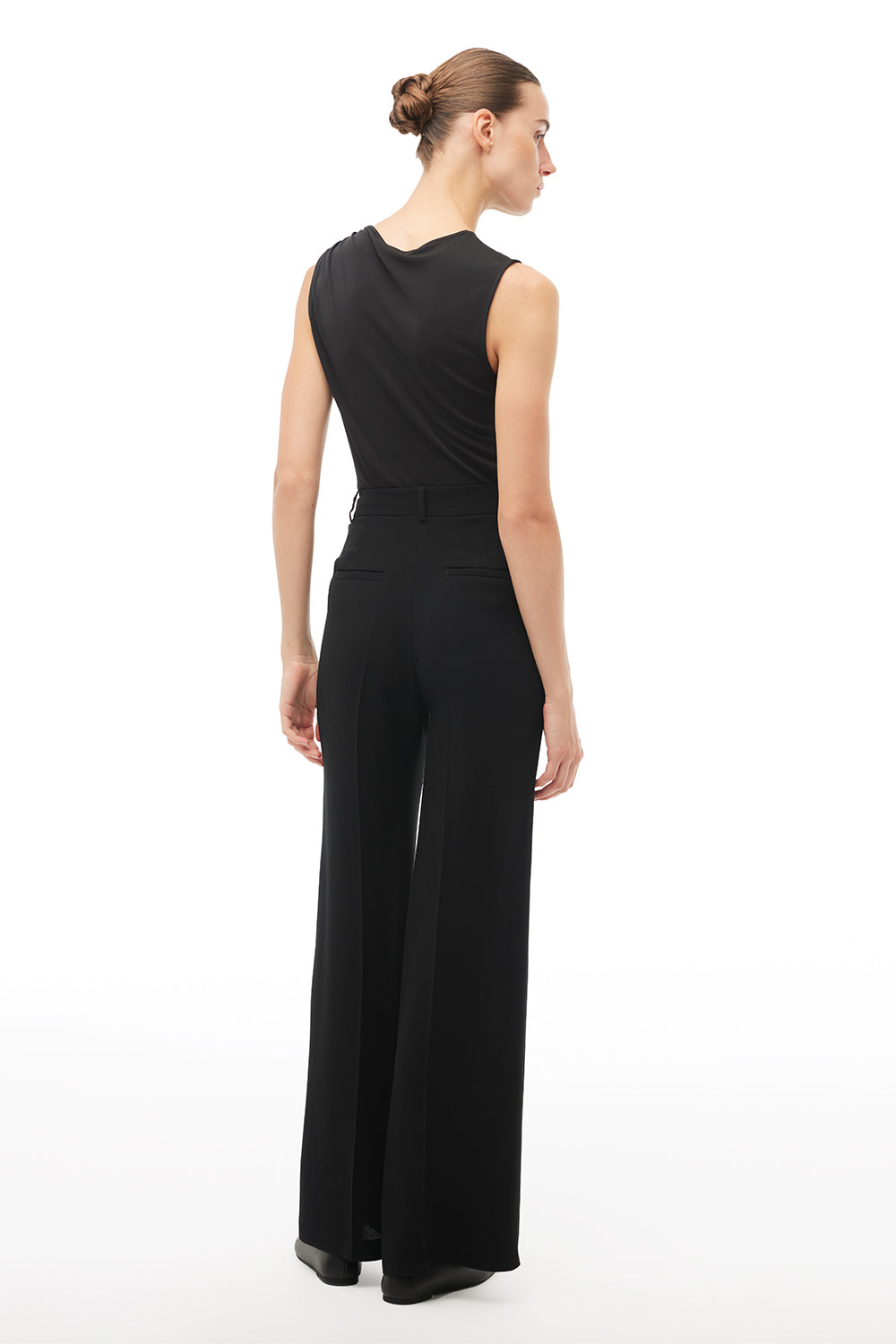 Mesu Pantallona Të Zi 2061