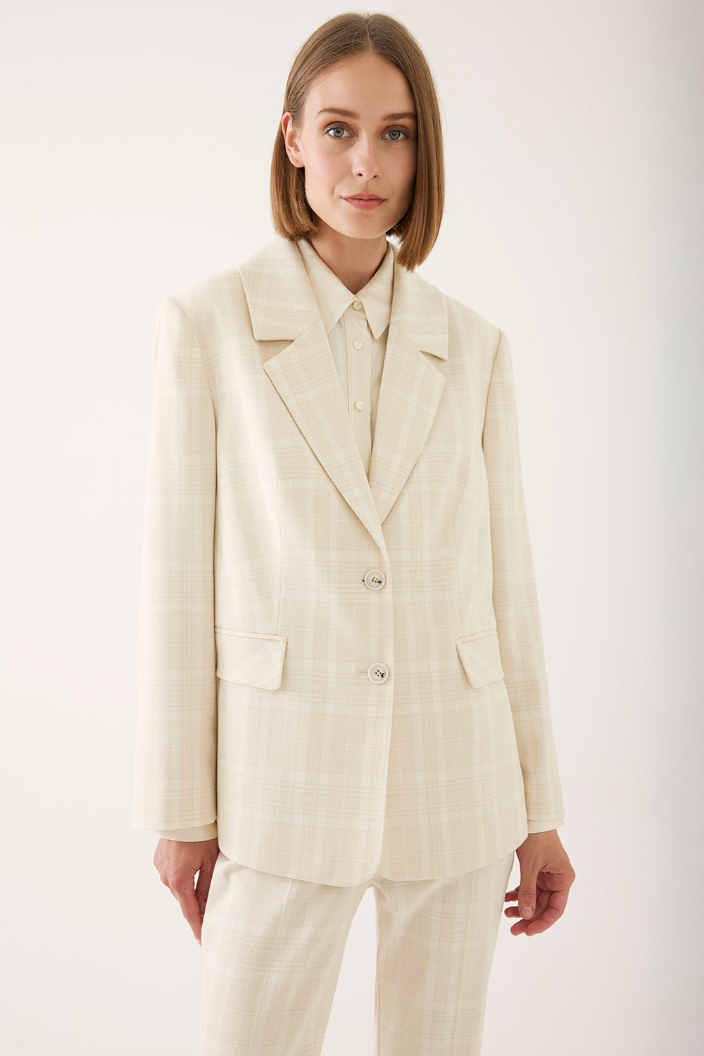DARIAN SETER OFFWHITE & BEZHE 1164