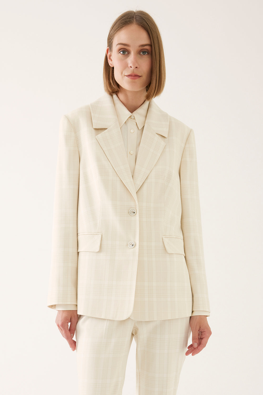 DARIAN SETER OFFWHITE & BEZHE 1164