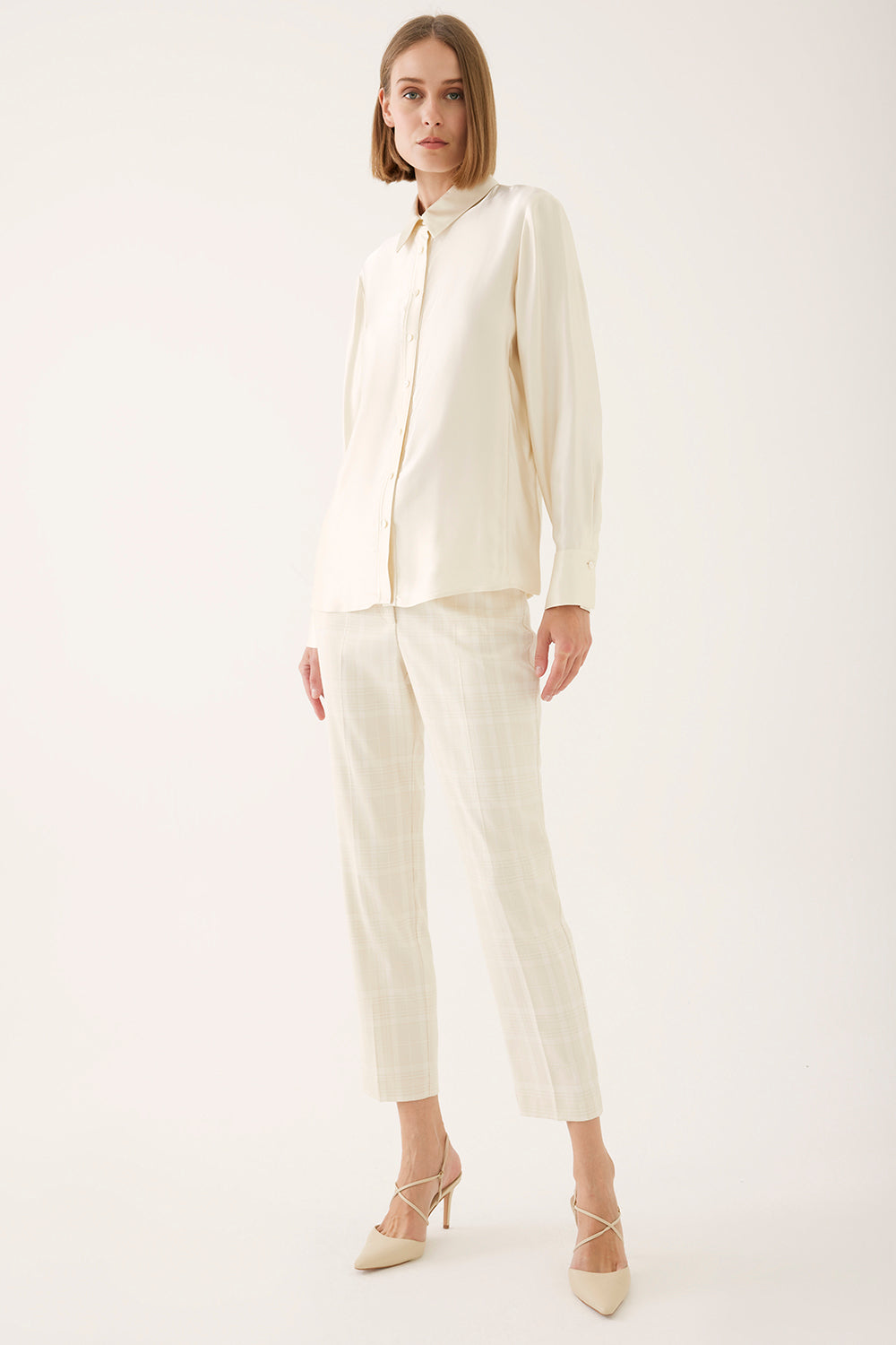 CLIFF KEMISHE OFFWHITE 0612