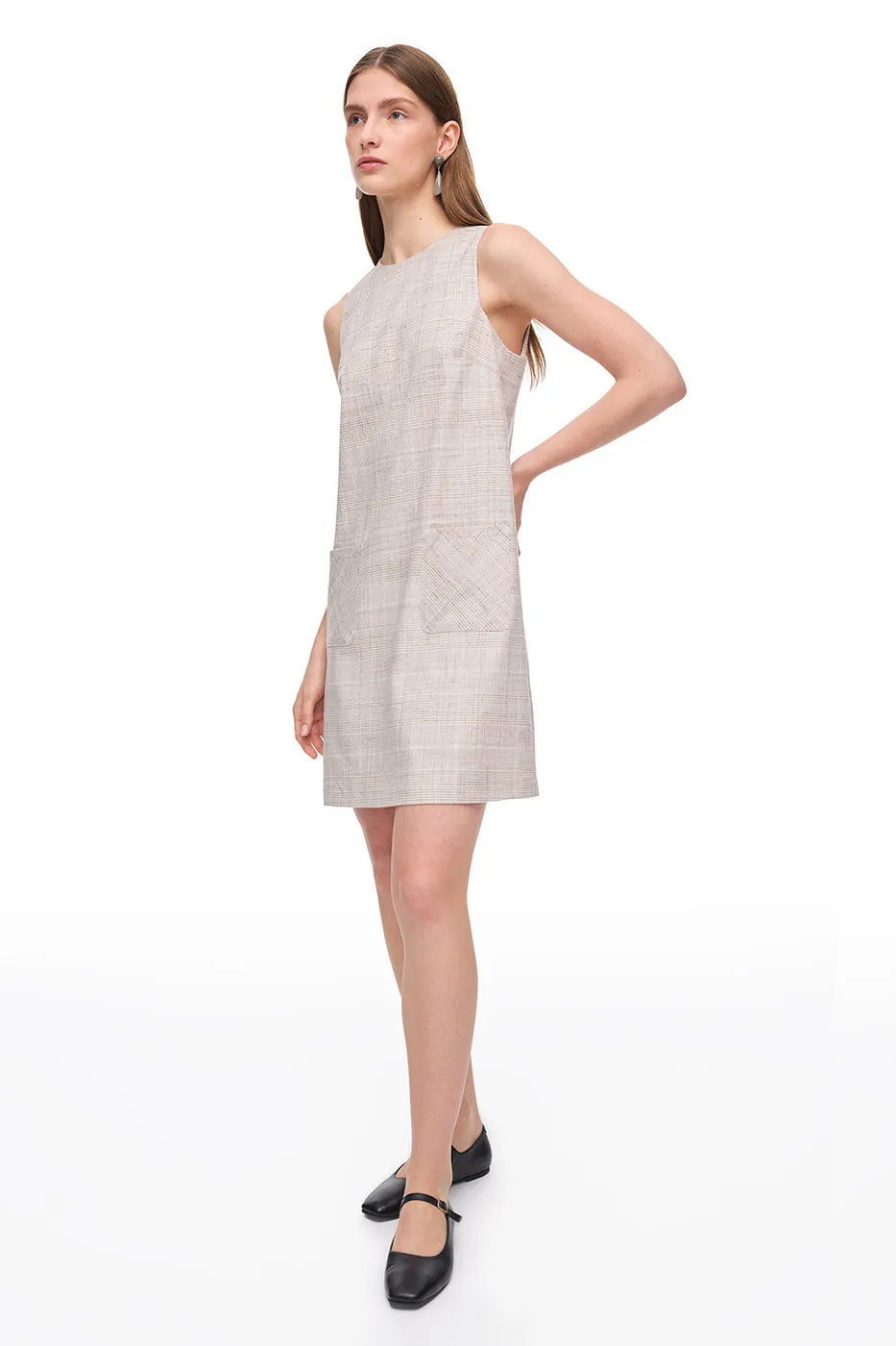 Diones Fustan Bezhë 3895