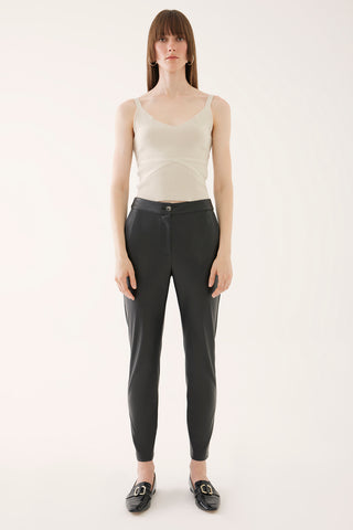 Darlene Pantallona Të Zi 1710