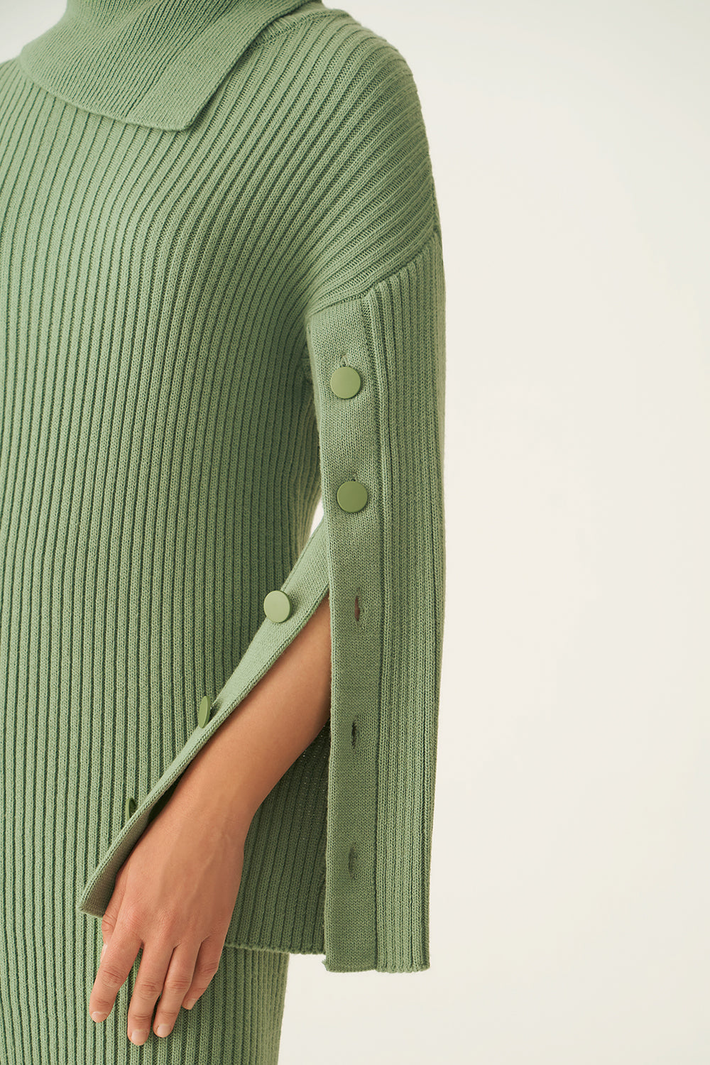 Мајра џемпер фустан Зелена Реседа зелена 0114