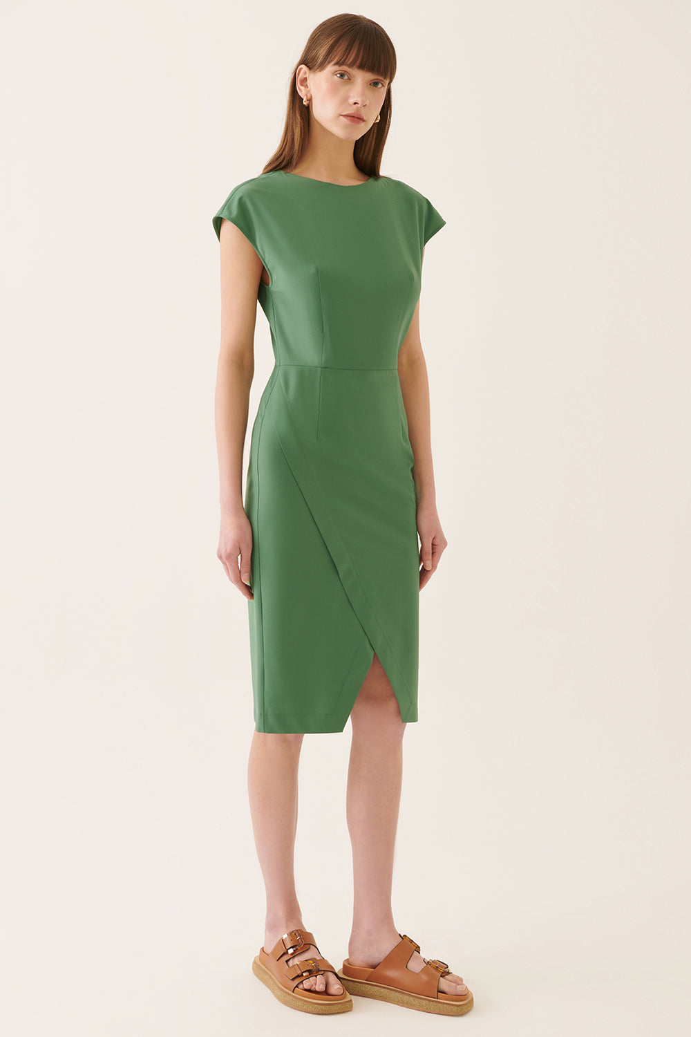 Палмо зелен фустан од Aidas 3052