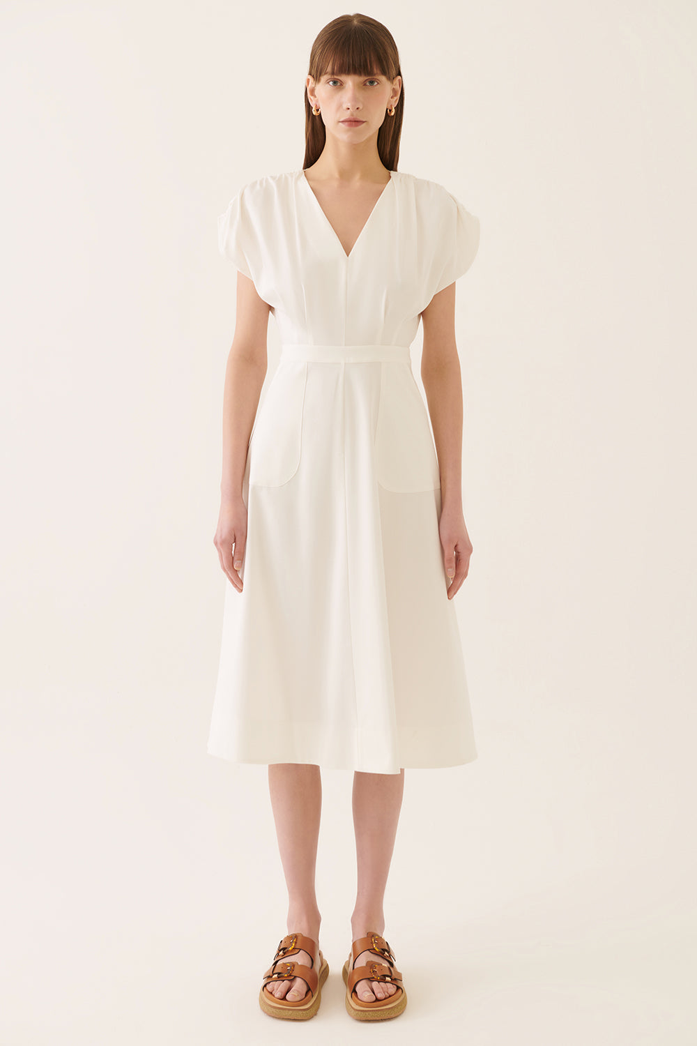 Елинса бел фустан 3078